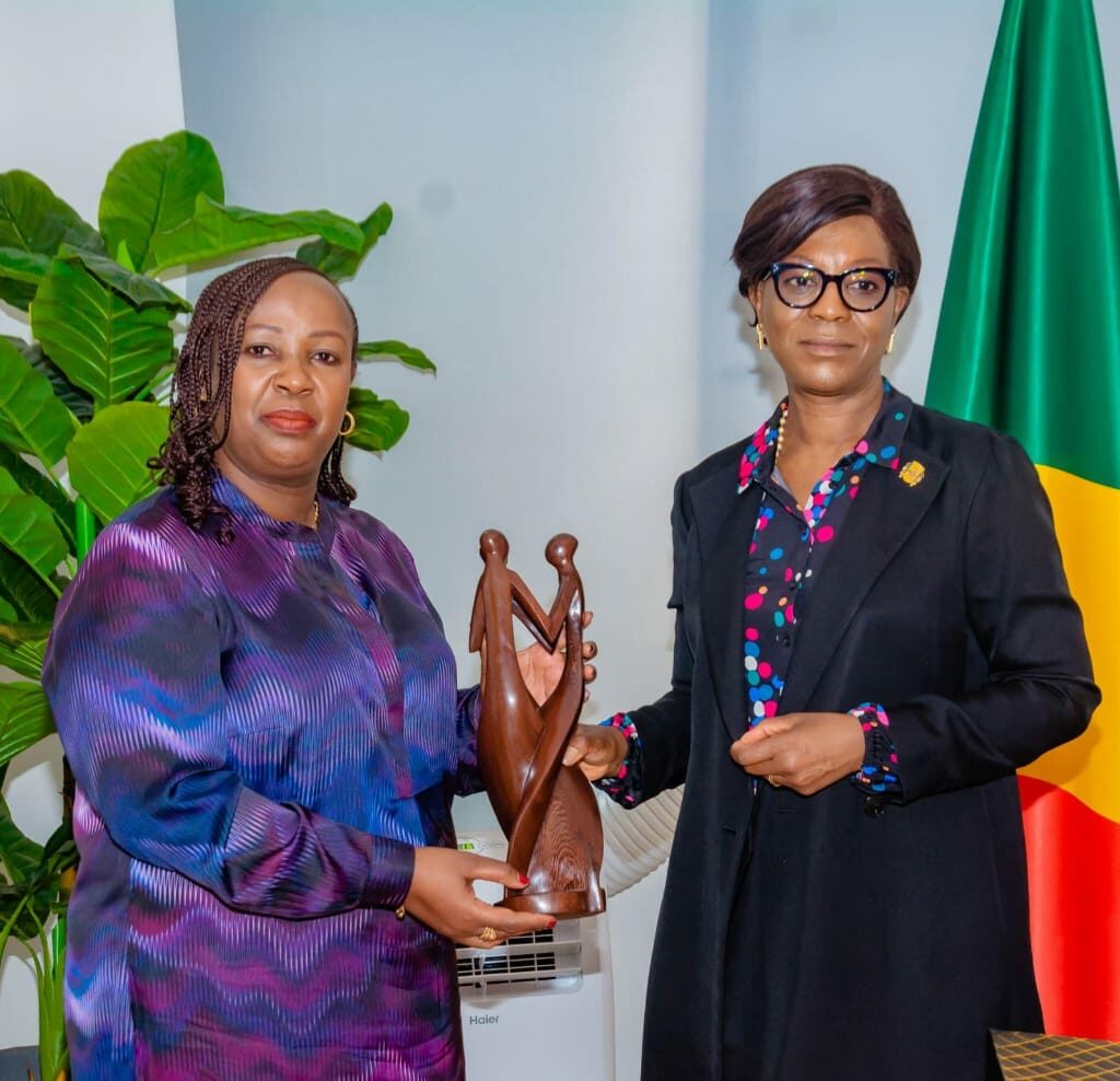 La Ministre SOUDAN-NONAULT a reçu le Docteur Chantal UMUTONI, représentante de l'Unicef, pour une visite d'adieu